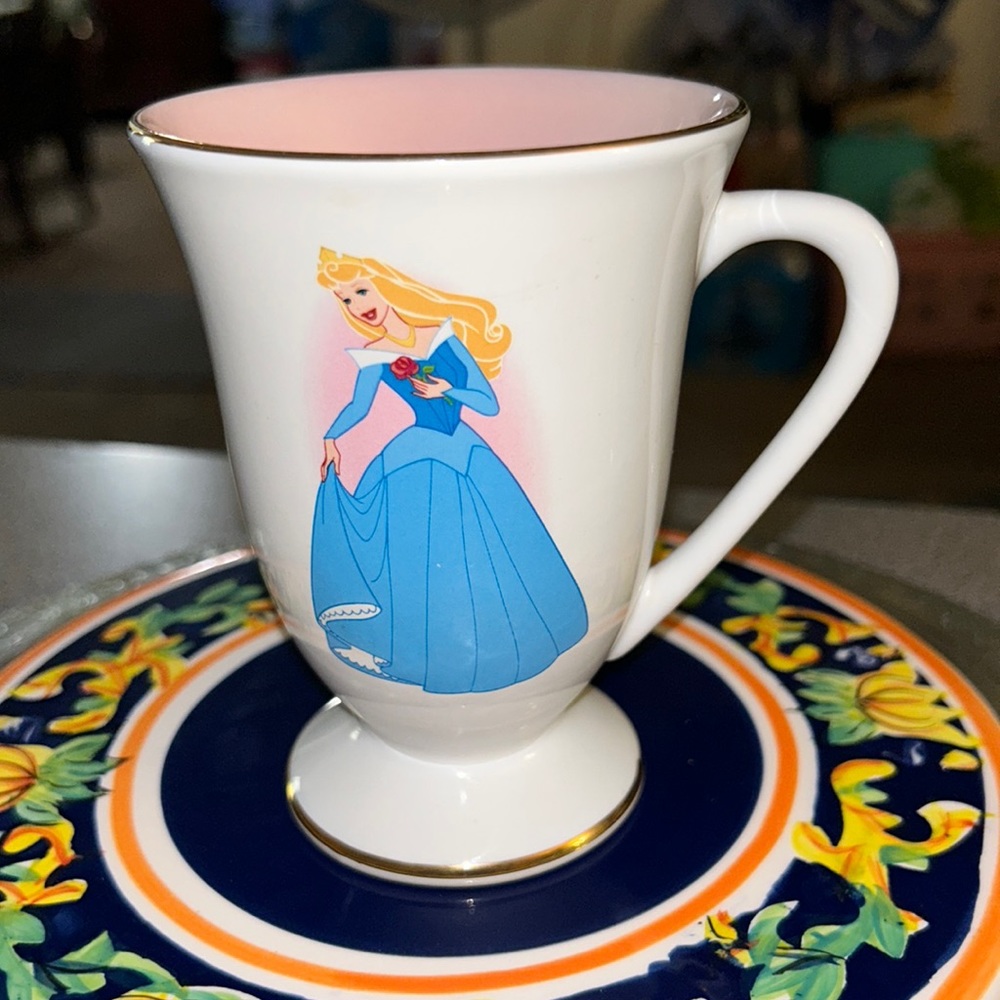 Disney Princess mug sleeping beauty